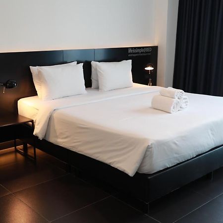 Bed Nimman - Adults Only Hotell Chiang Mai Exteriör bild