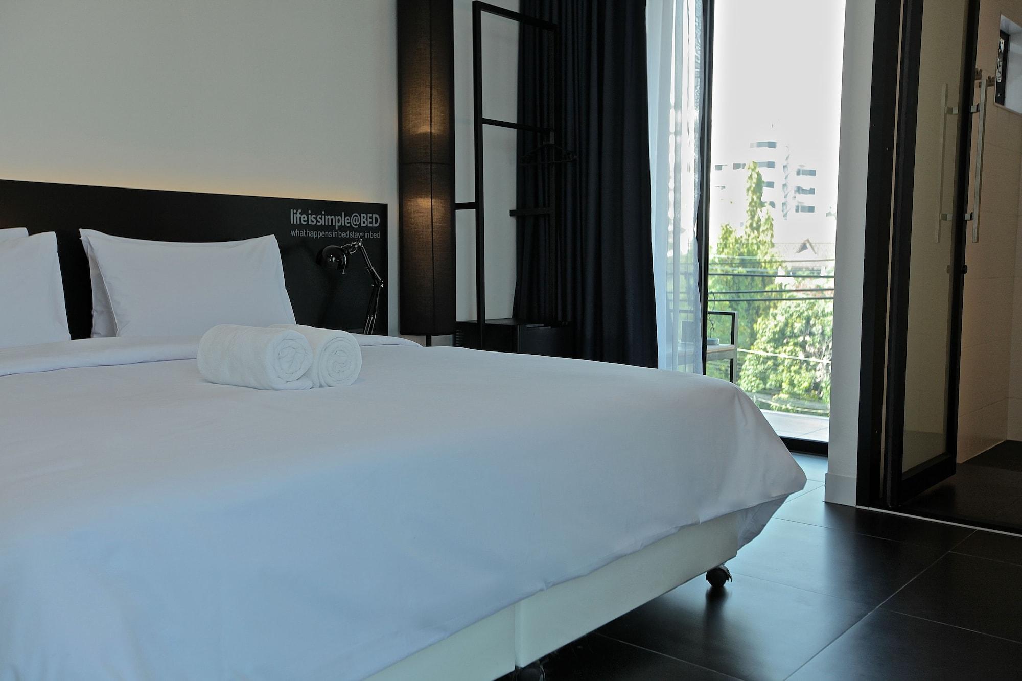 Bed Nimman - Adults Only Hotell Chiang Mai Exteriör bild